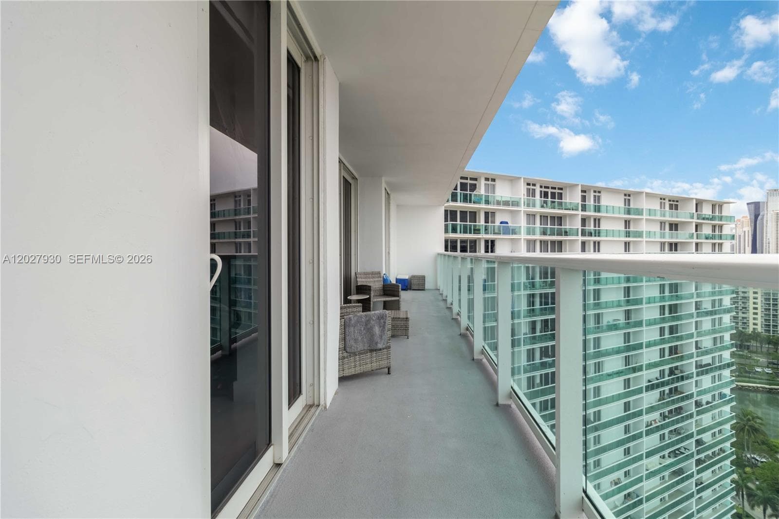 100 Bayview Dr # 2014, Sunny Isles Beach FL 33160 — 36