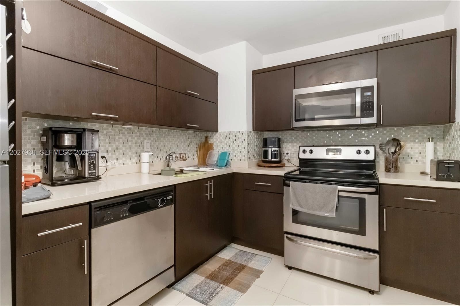 100 Bayview Dr # 2014, Sunny Isles Beach FL 33160 — 18