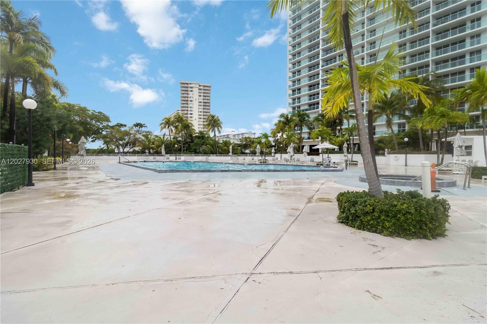 100 Bayview Dr # 2014, Sunny Isles Beach FL 33160 — 50