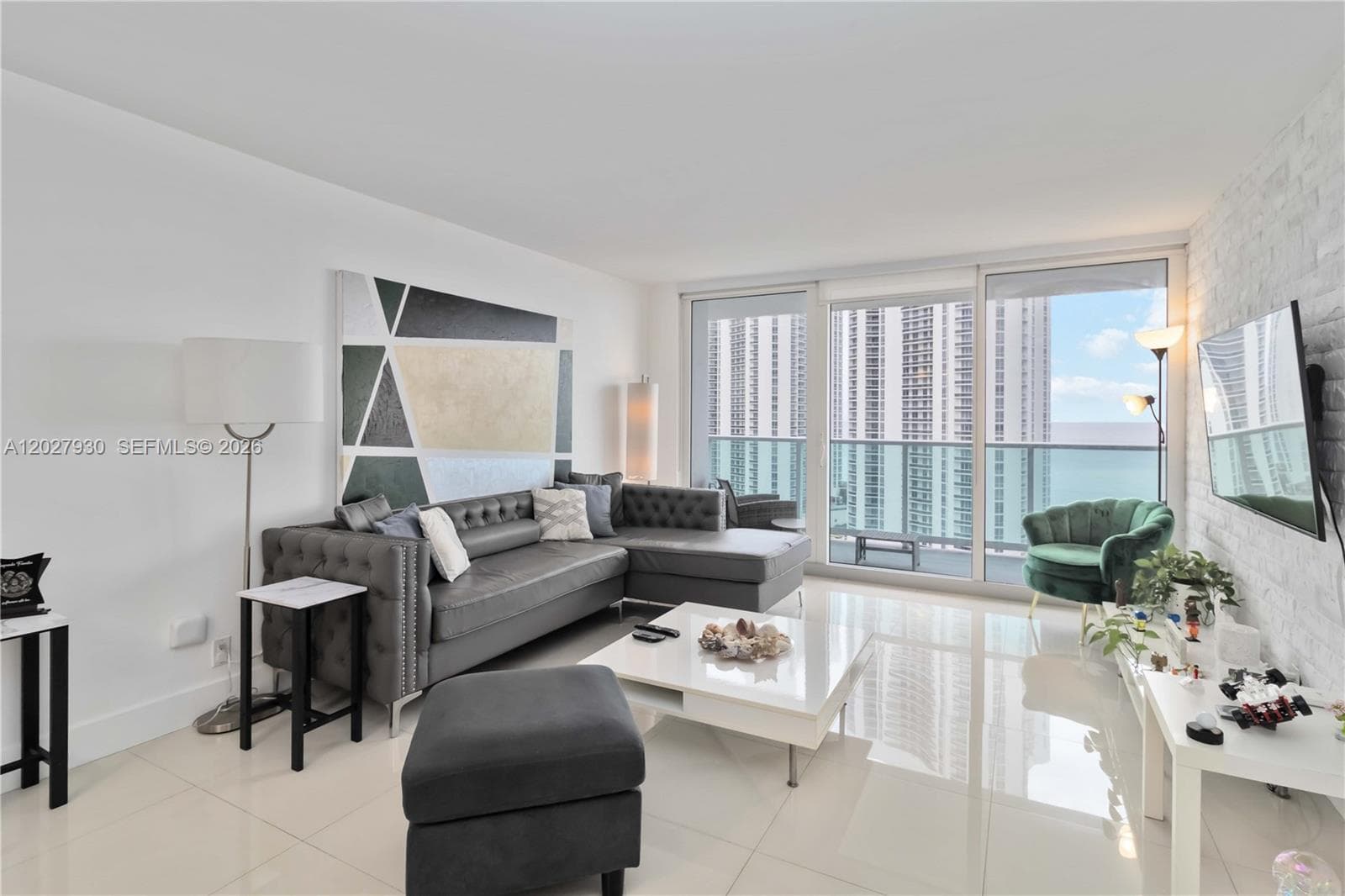 100 Bayview Dr # 2014, Sunny Isles Beach FL 33160 — 15