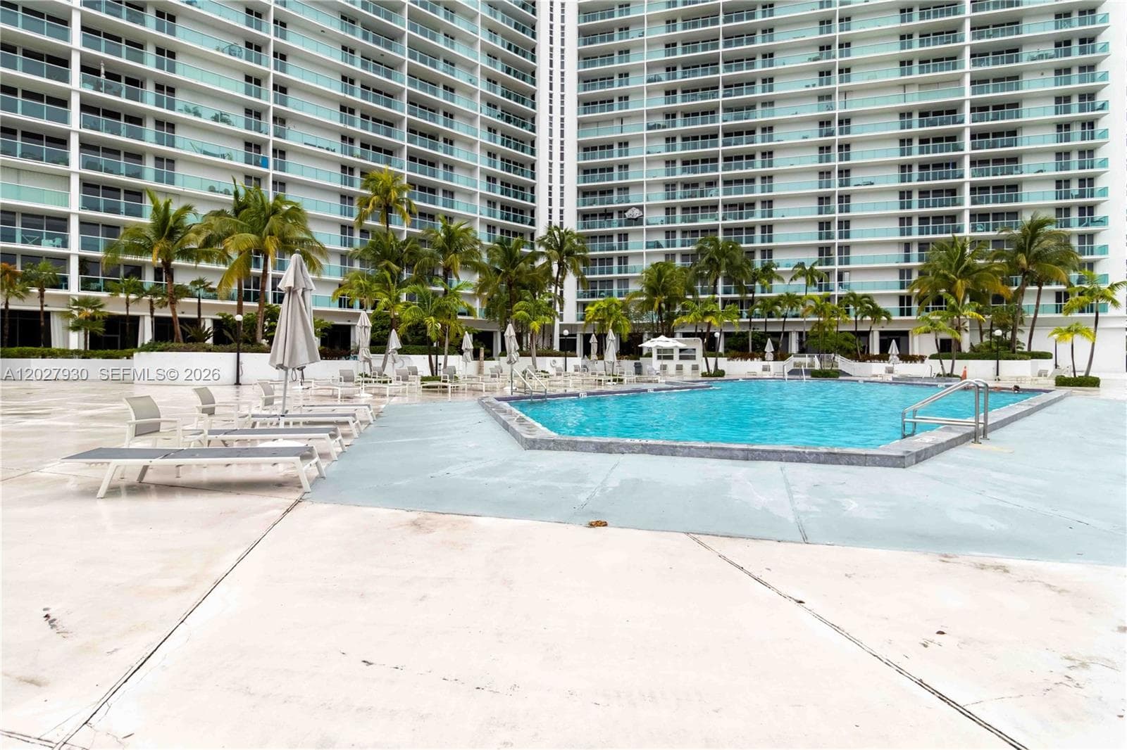 100 Bayview Dr # 2014, Sunny Isles Beach FL 33160 — 48