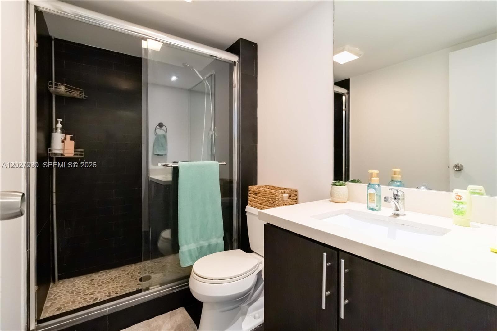 100 Bayview Dr # 2014, Sunny Isles Beach FL 33160 — 31