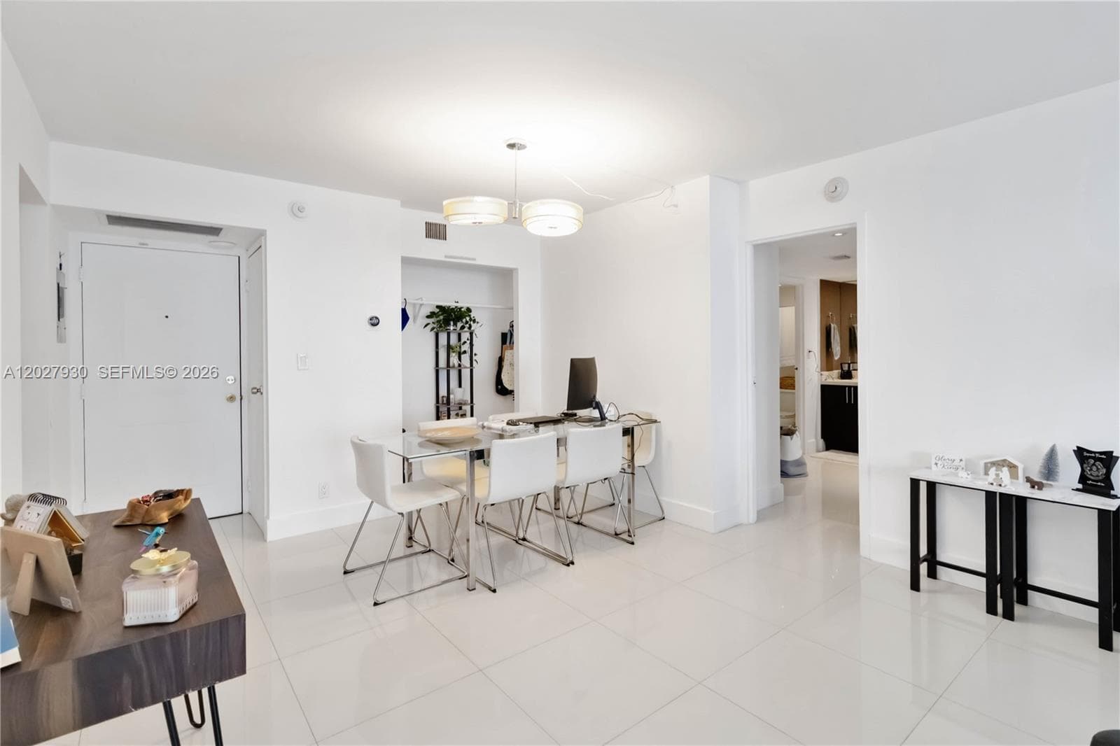 100 Bayview Dr # 2014, Sunny Isles Beach FL 33160 — 21