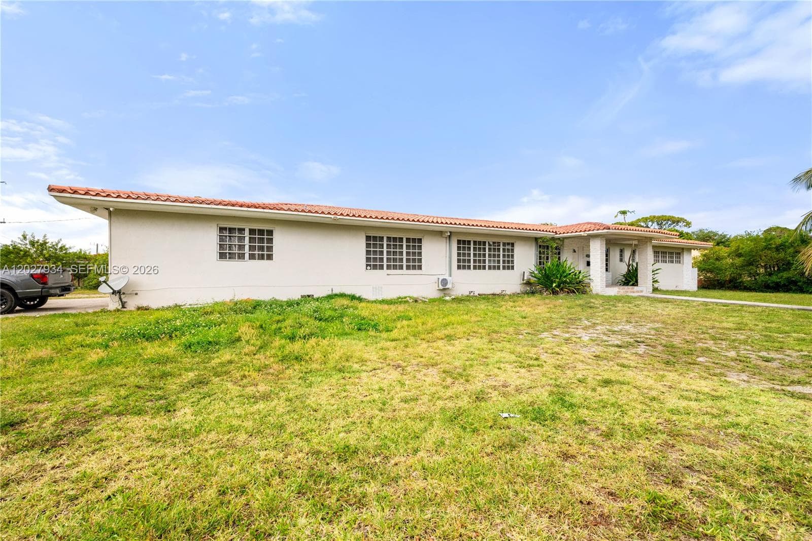 1895 NW 175th St, Miami Gardens FL 33056 — 32