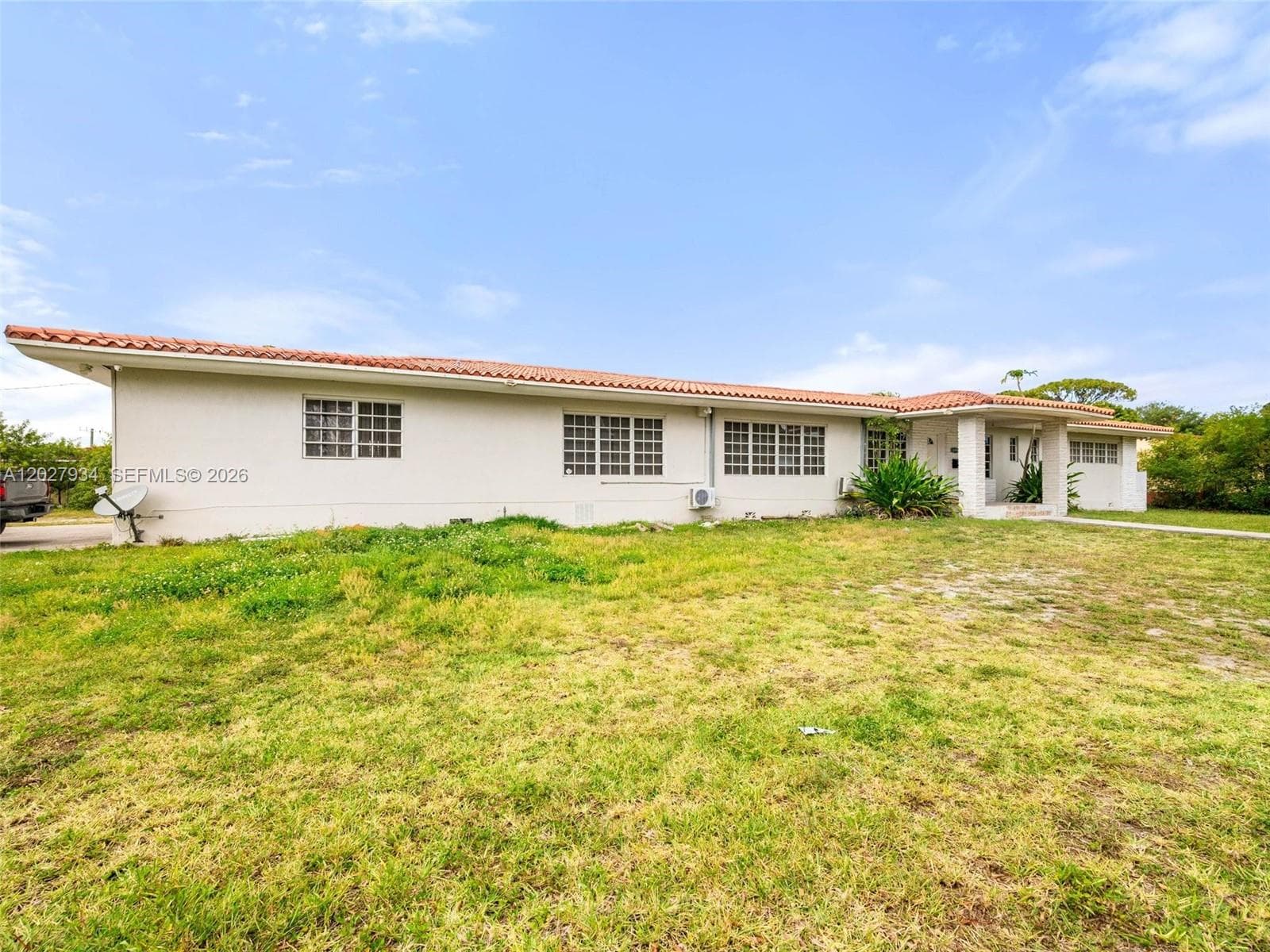 1895 NW 175th St, Miami Gardens FL 33056 — 29