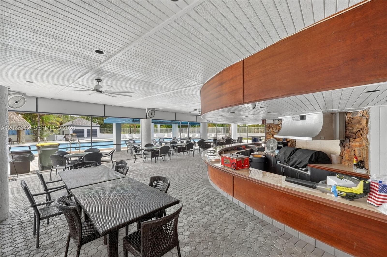 1427 Towhee St, Homestead FL 33035 — 33