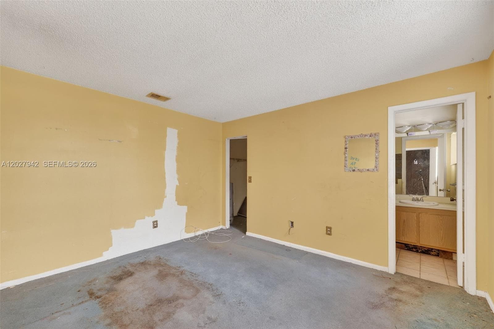 1427 Towhee St, Homestead FL 33035 — 19