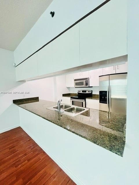 1200 Brickell Bay Dr # 4308, Miami FL 33131 — 9
