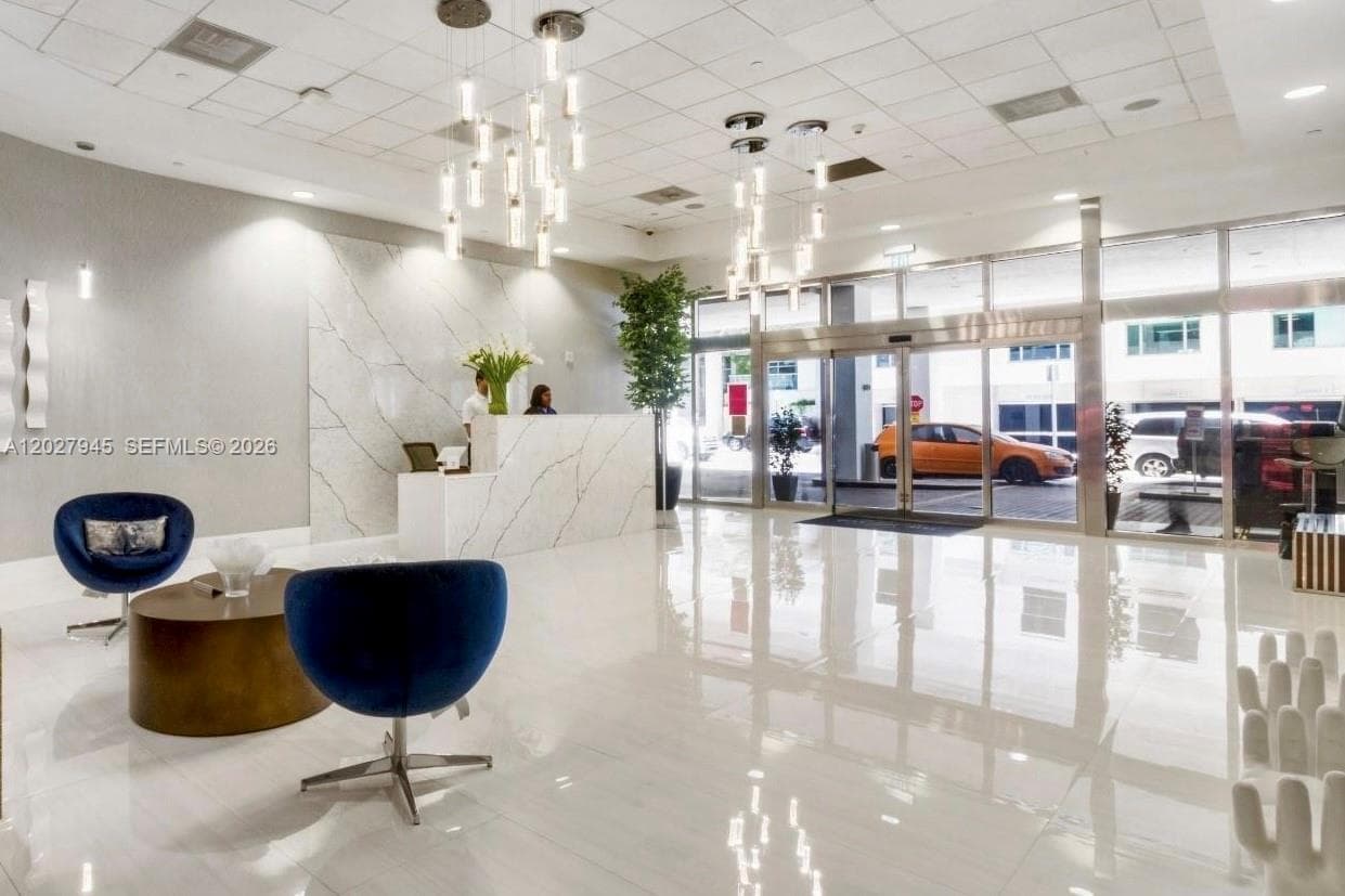 1200 Brickell Bay Dr # 4308, Miami FL 33131 — 35