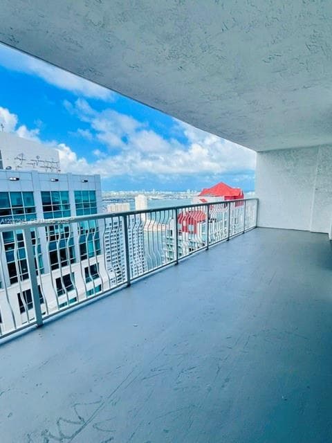 1200 Brickell Bay Dr # 4308, Miami FL 33131 — 29