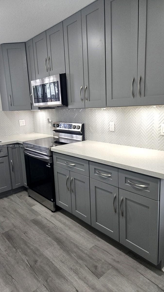 4952 NW 21st Ave # 0, Miami FL 33142 — 8