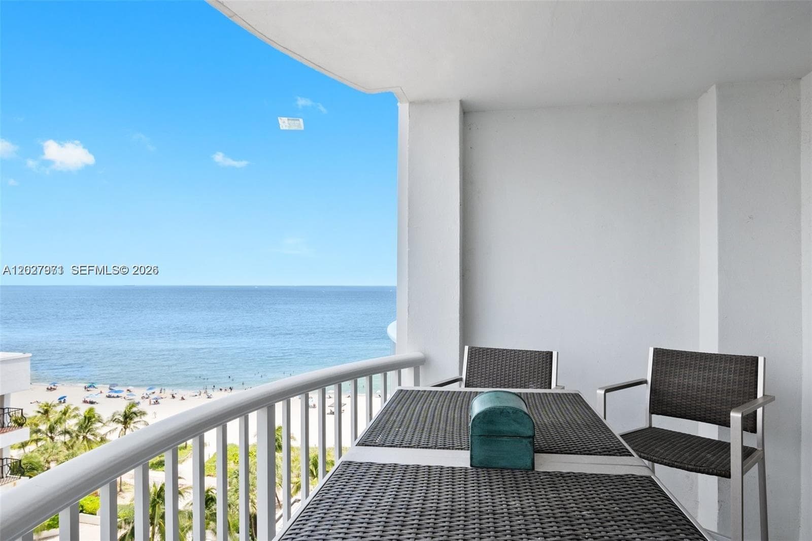 5401 Collins Ave # 807, Miami Beach FL 33140 — 6