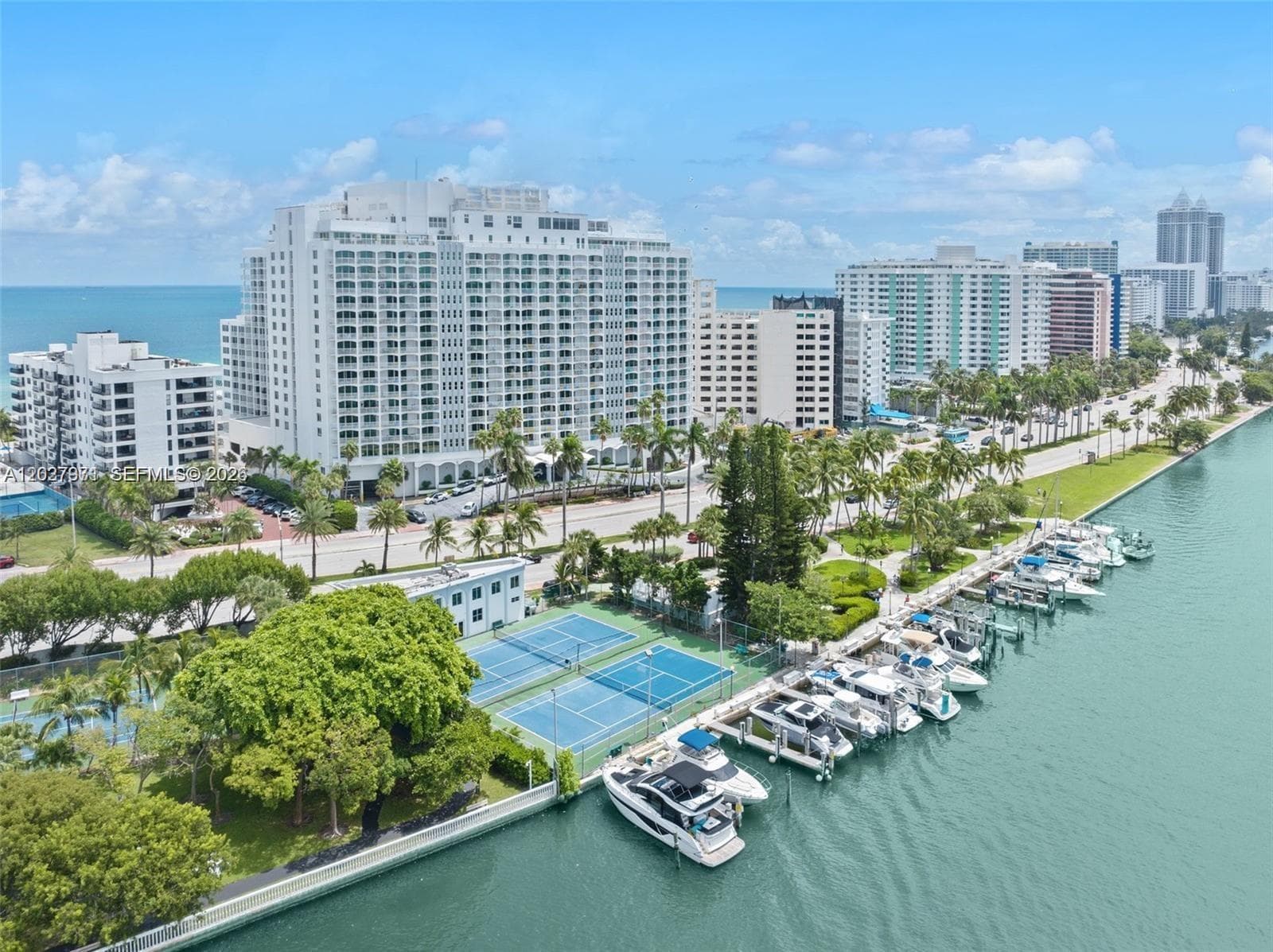 5401 Collins Ave # 807, Miami Beach FL 33140 — 37
