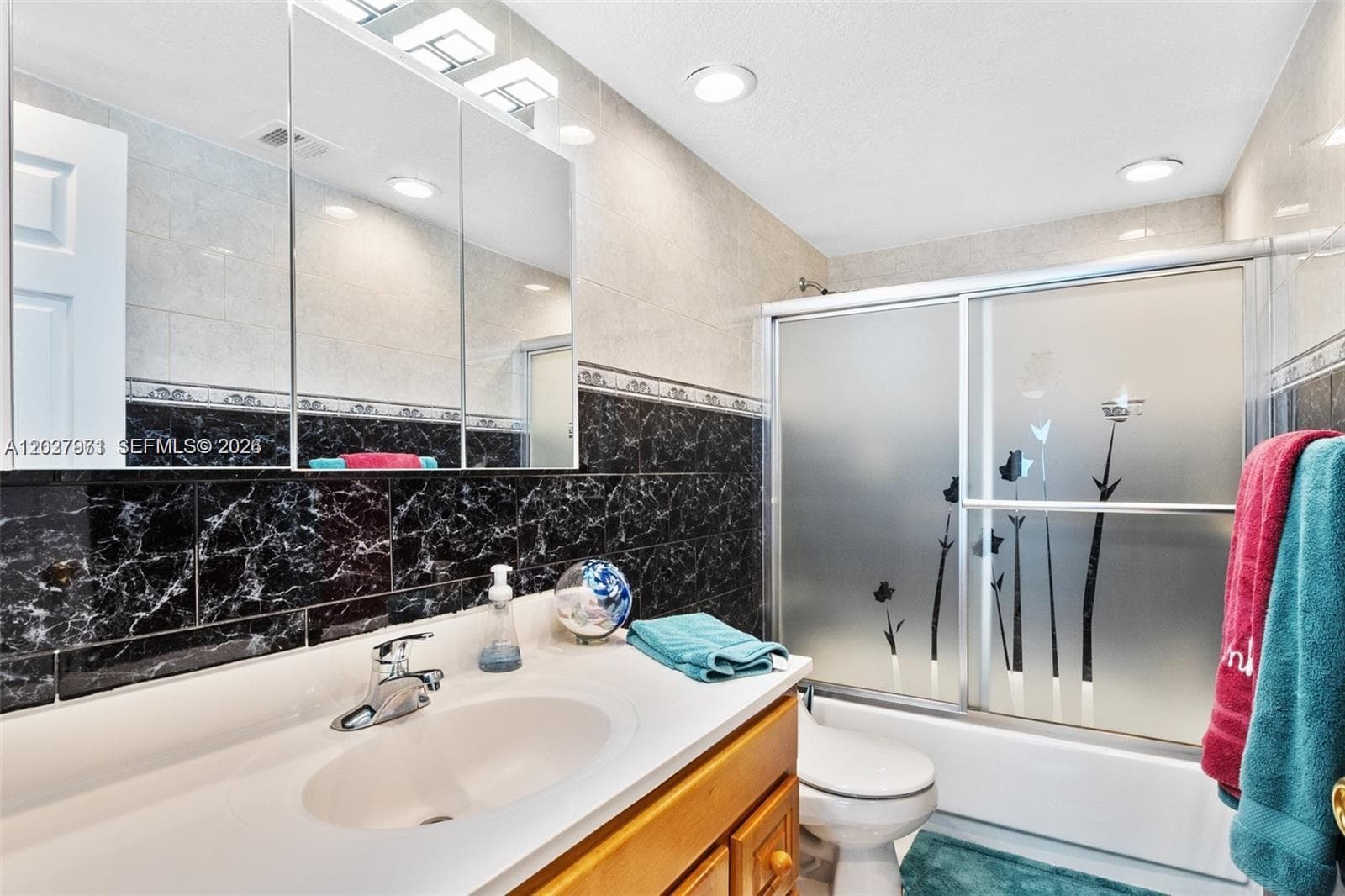 5401 Collins Ave # 807, Miami Beach FL 33140 — 21