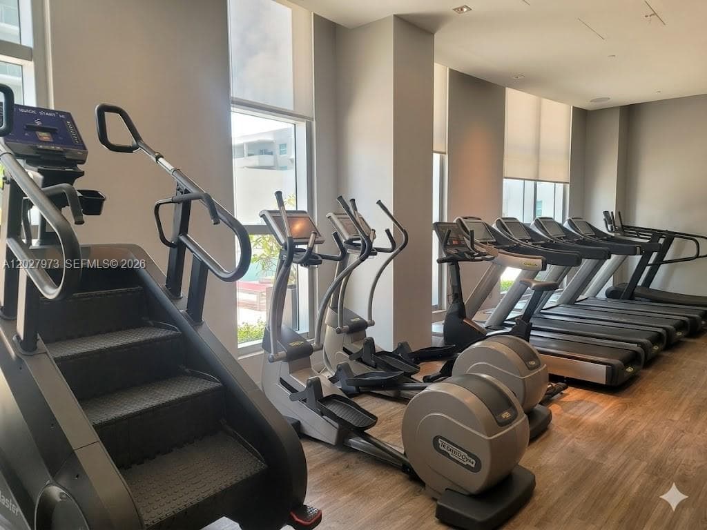 1100 S Miami Ave # 2305, Miami FL 33130 — 13