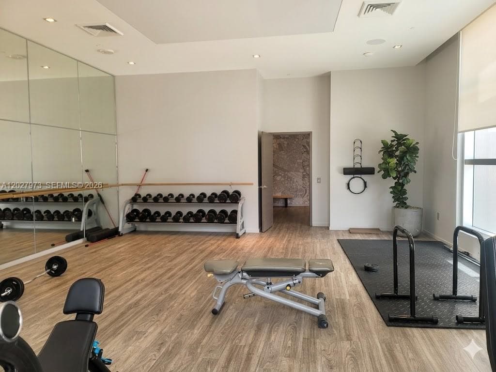 1100 S Miami Ave # 2305, Miami FL 33130 — 16
