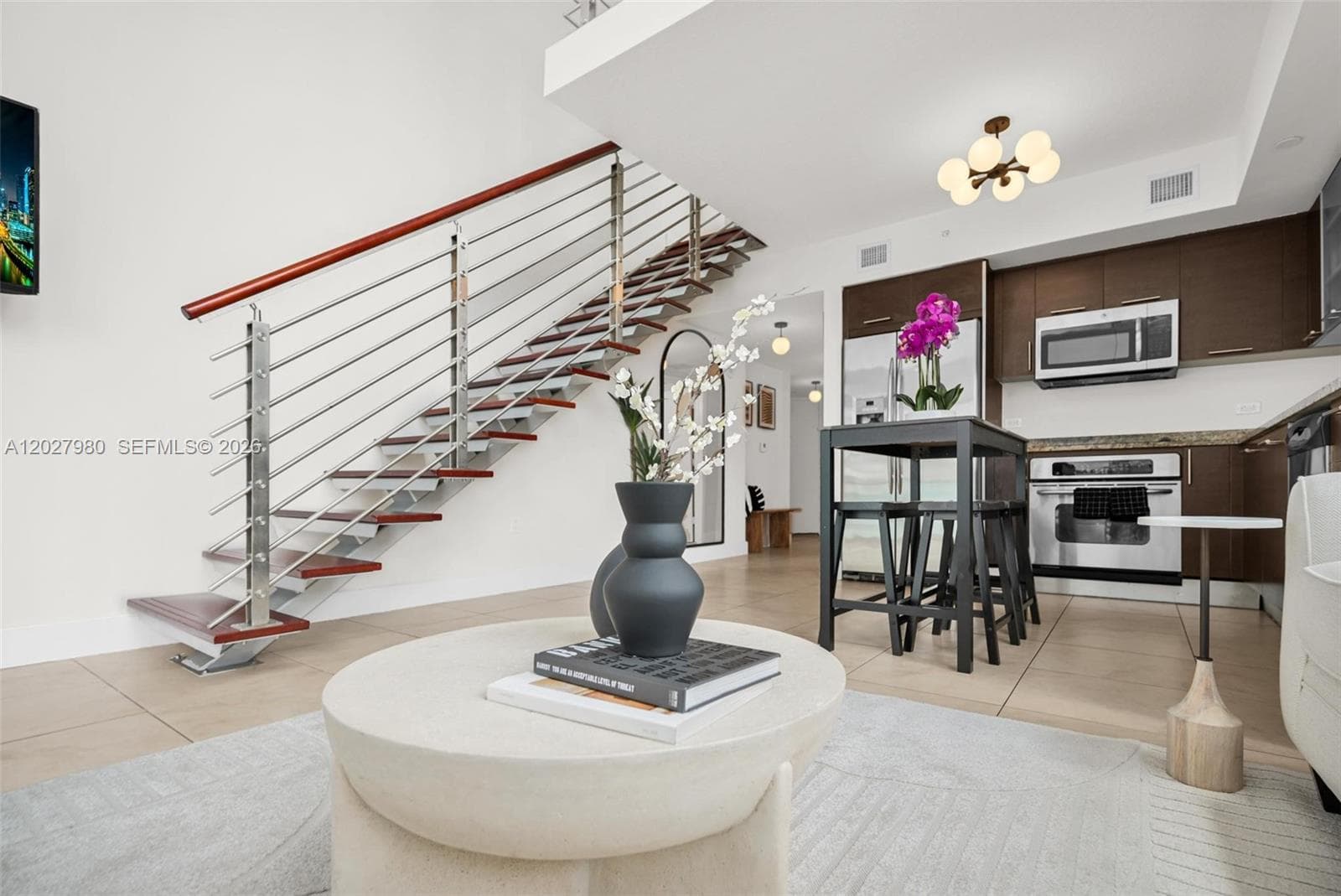 41 SE 5th St # 517, Miami FL 33131 — 23