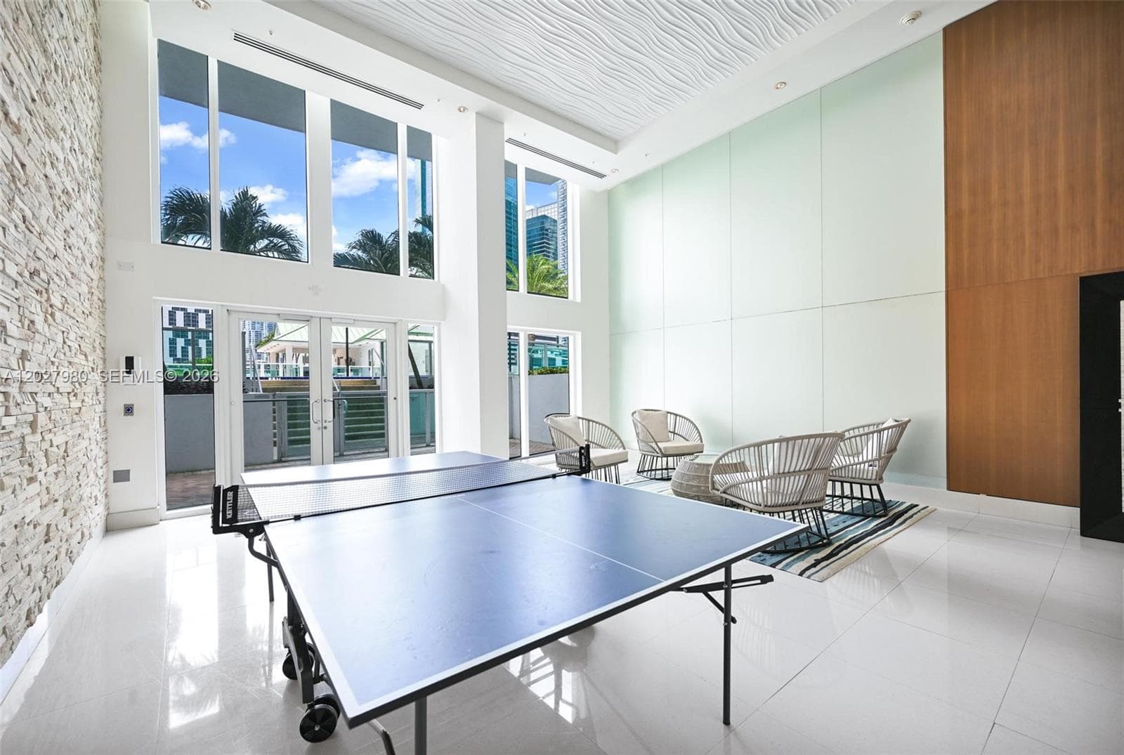 41 SE 5th St # 517, Miami FL 33131 — 47
