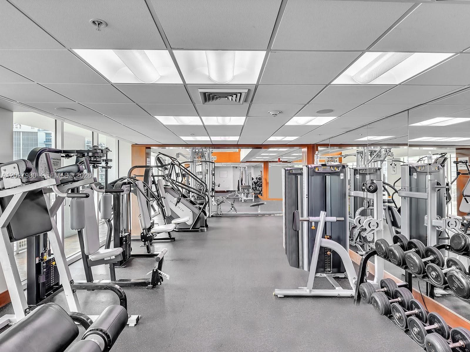 41 SE 5th St # 517, Miami FL 33131 — 45