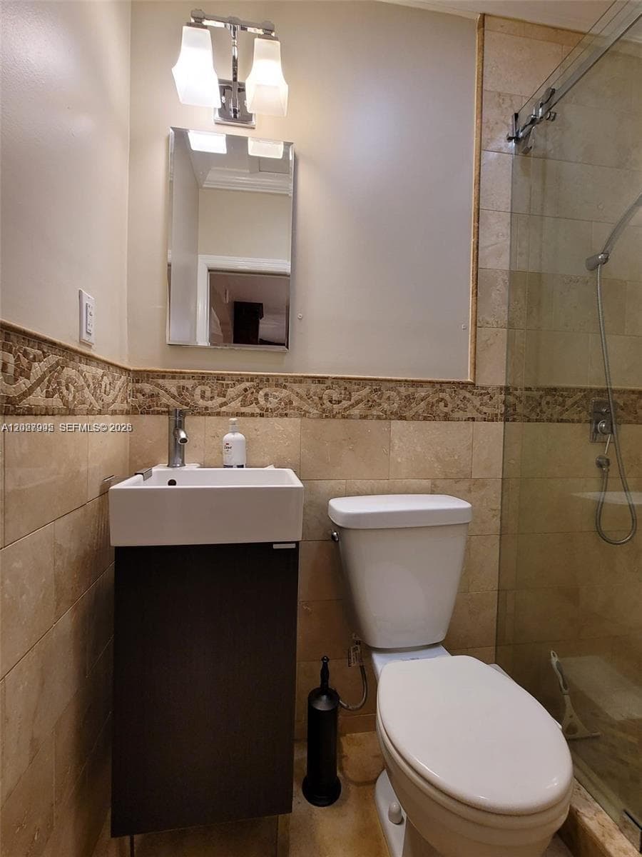 1662 SW 19th Ave # 1662, Miami FL 33145 — 14