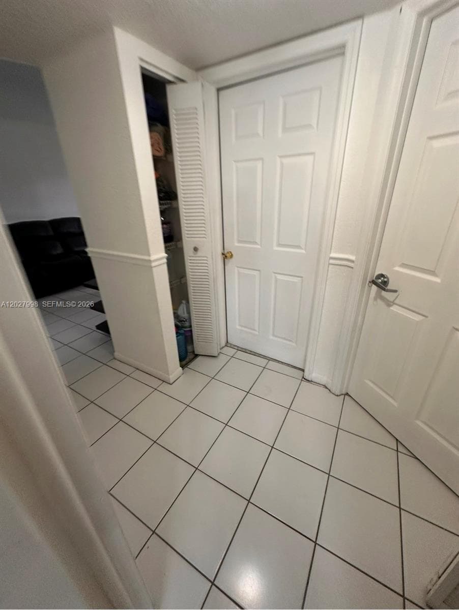 5420 W 21st Ct # 411, Hialeah FL 33016 — 46