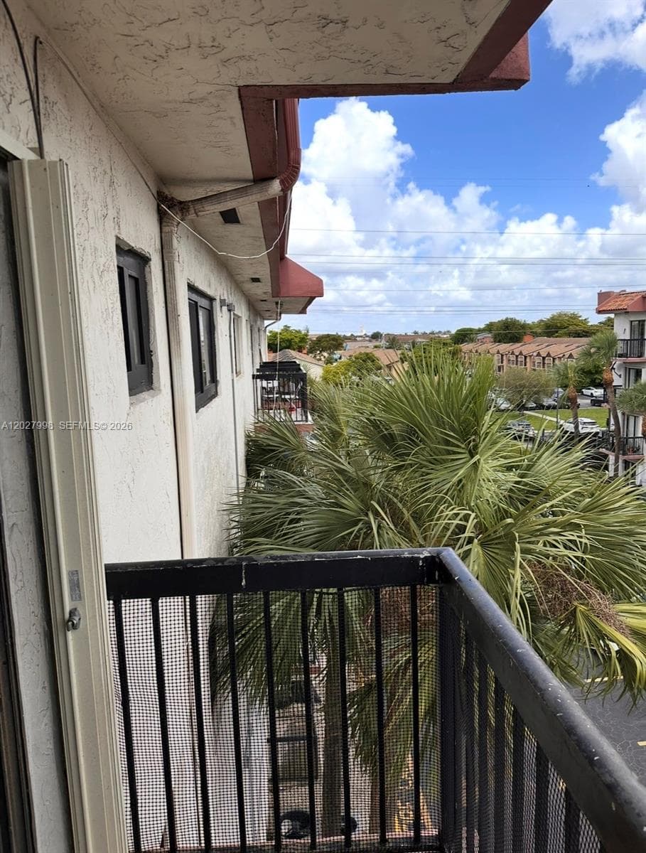 5420 W 21st Ct # 411, Hialeah FL 33016 — 13