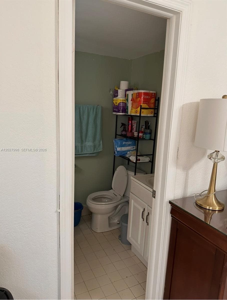 5420 W 21st Ct # 411, Hialeah FL 33016 — 36