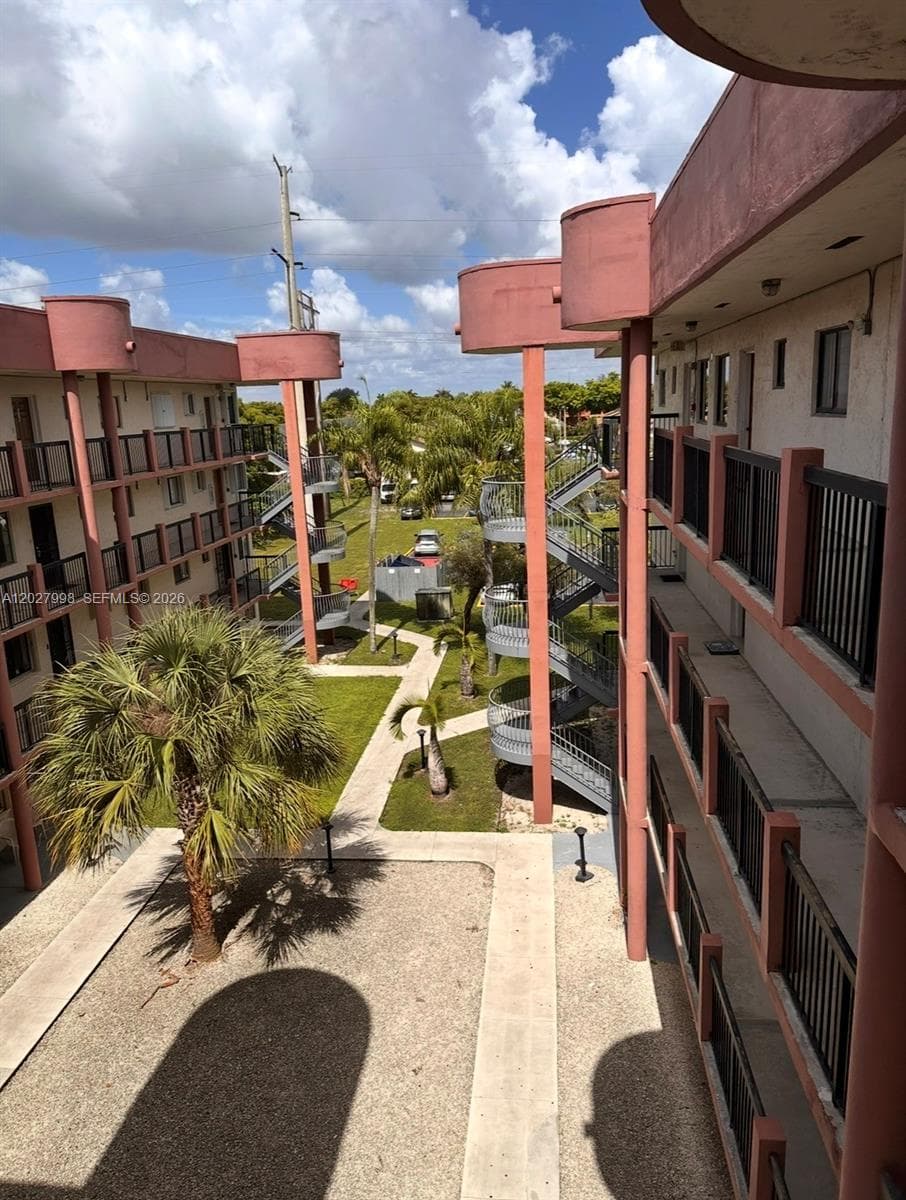 5420 W 21st Ct # 411, Hialeah FL 33016 — 49