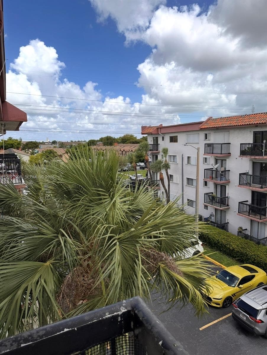 5420 W 21st Ct # 411, Hialeah FL 33016 — 14