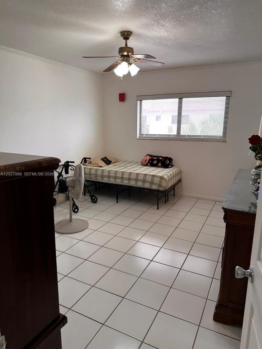 5420 W 21st Ct # 411, Hialeah FL 33016 — 45