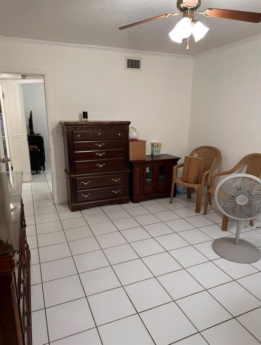 5420 W 21st Ct # 411, Hialeah FL 33016 — 37