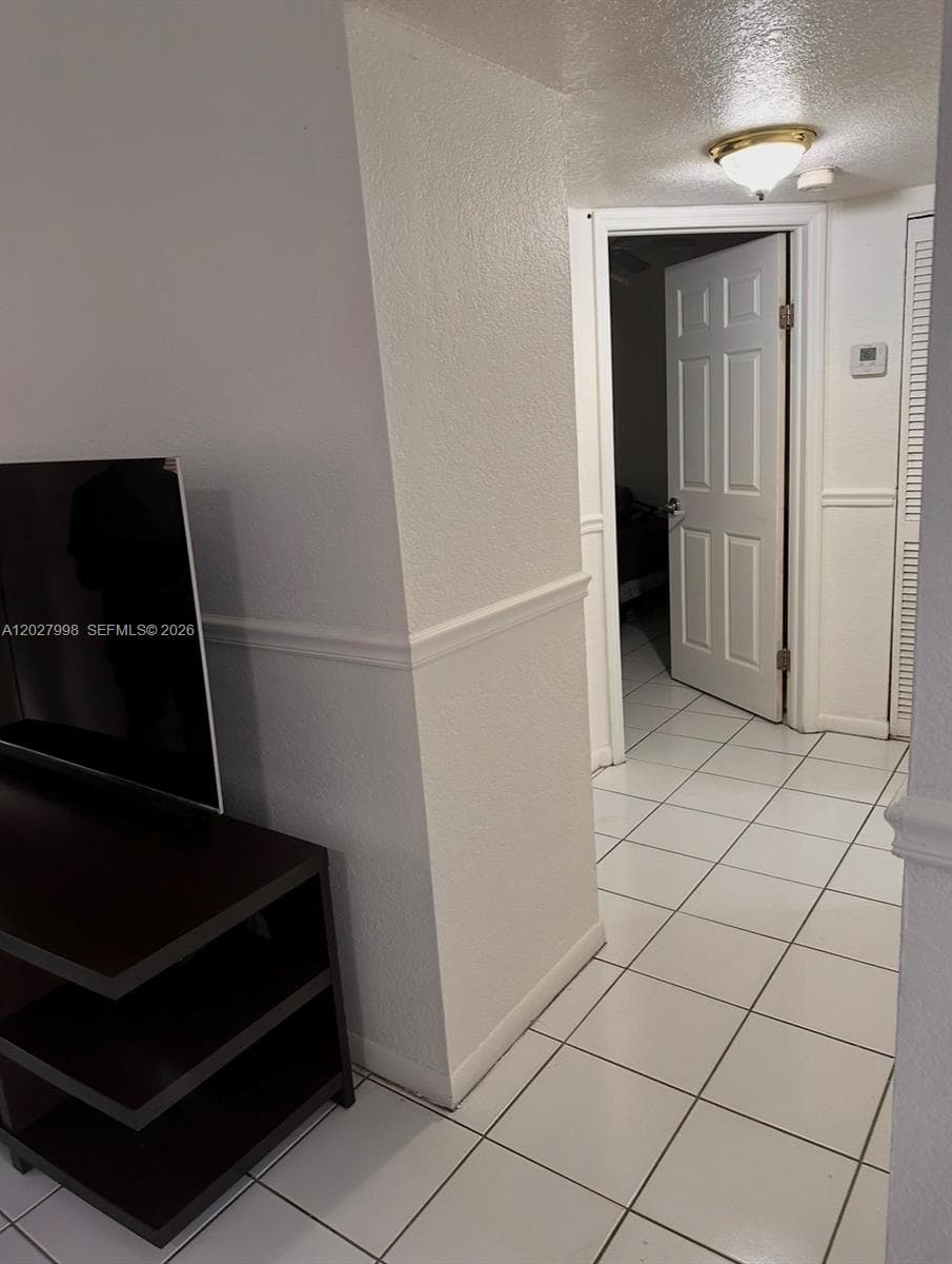 5420 W 21st Ct # 411, Hialeah FL 33016 — 21