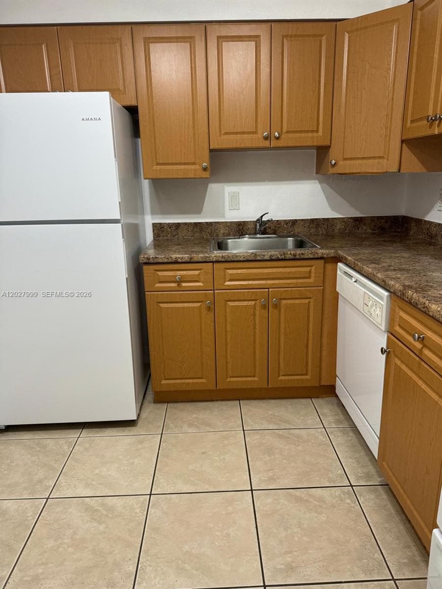 4800 NW 79th Ave # 208, Doral FL 33166 — 5
