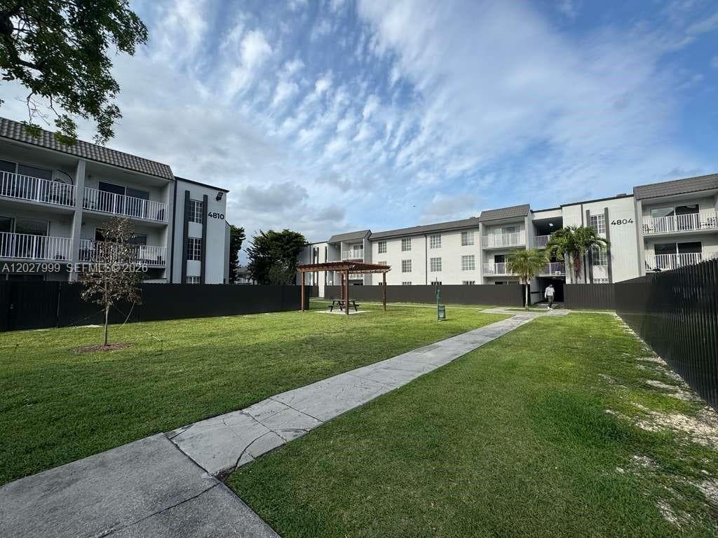 4800 NW 79th Ave # 208, Doral FL 33166 — 4