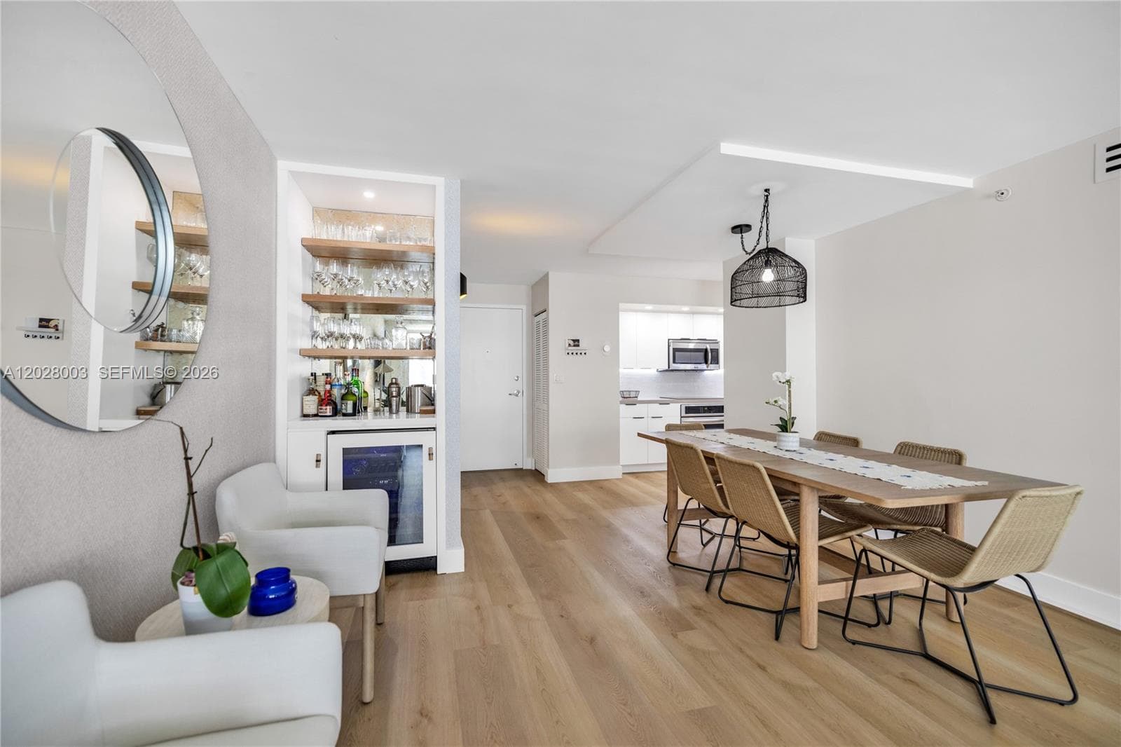 6917 Collins Ave # 1404, Miami Beach FL 33141 — 7