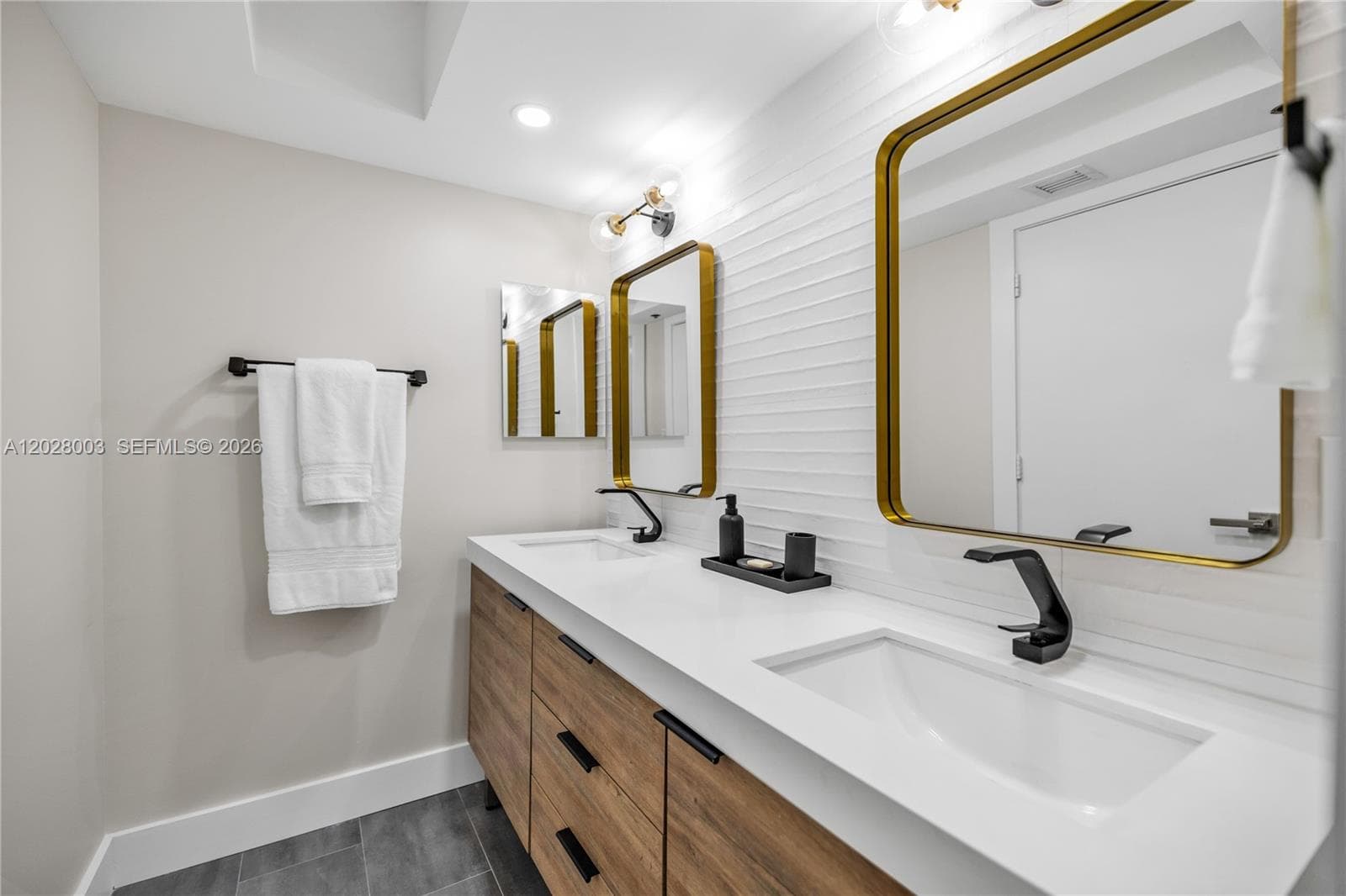 6917 Collins Ave # 1404, Miami Beach FL 33141 — 15
