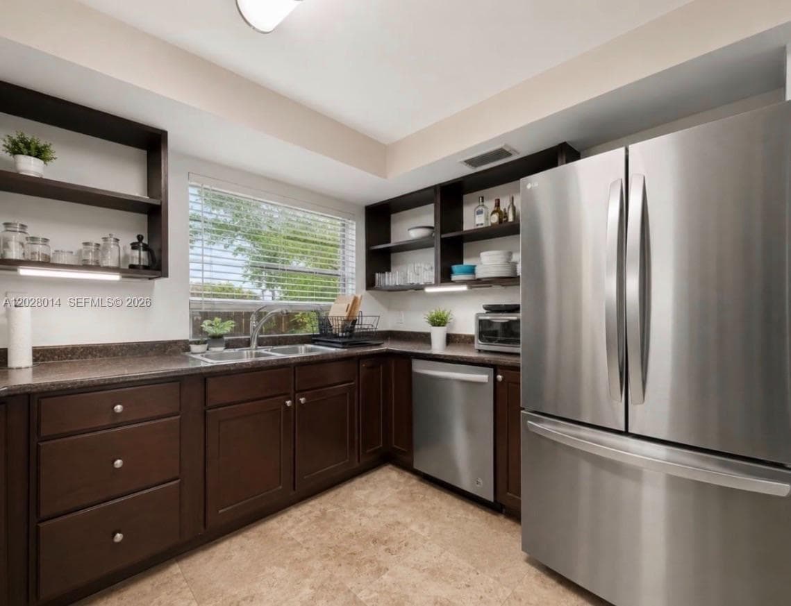 Crossings Village Homes C, Miami, FL — 3