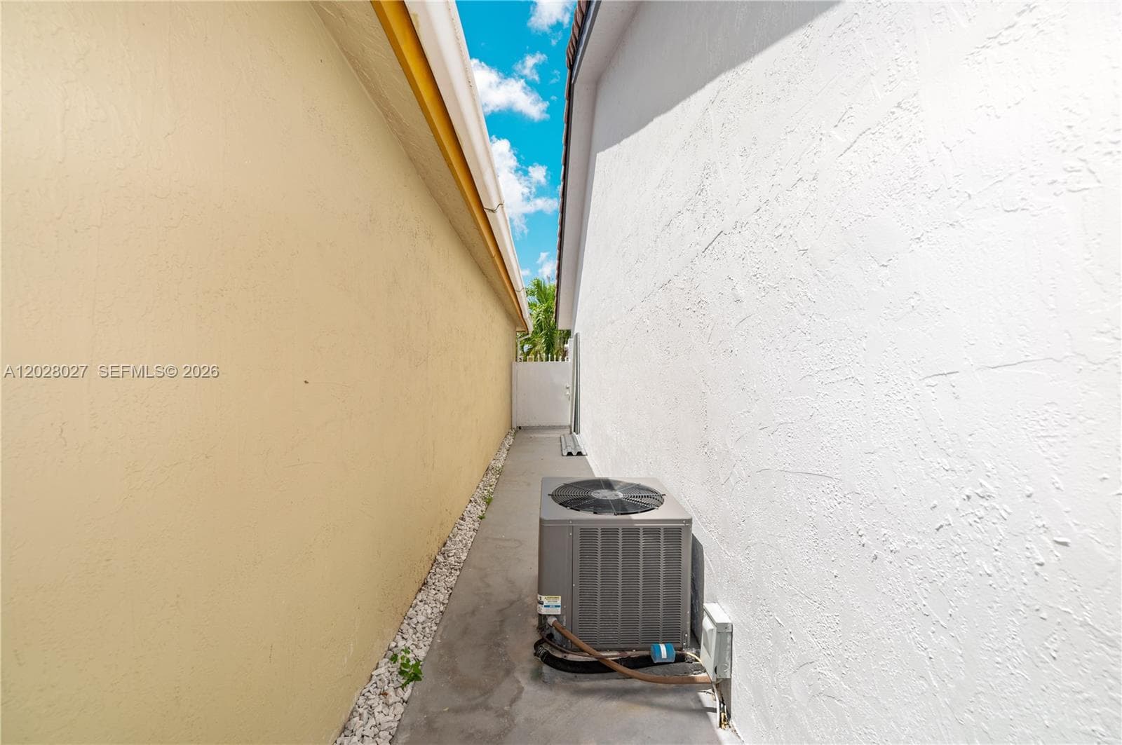 9046 NW 121st Ter # 90, Hialeah Gardens FL 33018 — 26