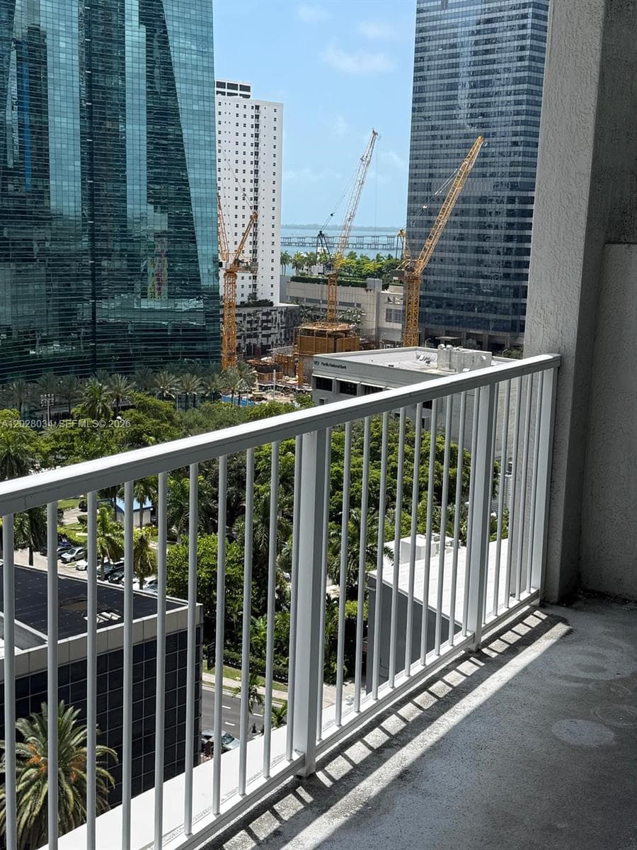 1250 S Miami Ave # 1412, Miami FL 33130 — 9