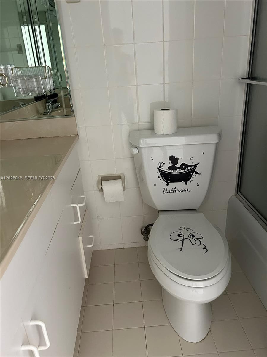 7441 Wayne Ave # 14D, Miami Beach FL 33141 — 8