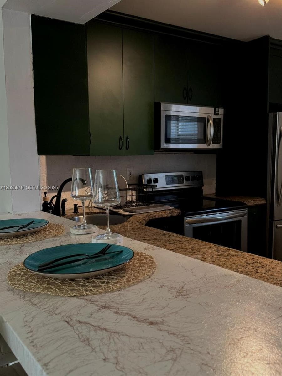 1530 NE 191st St # 241, Miami FL 33179 — 6