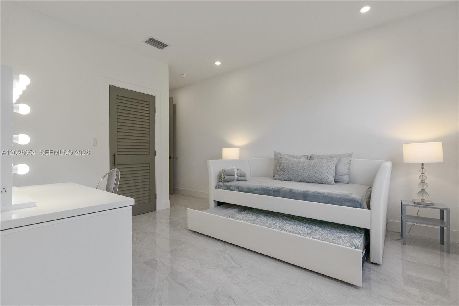 2887 SW 33rd Ave, Miami FL 33133 — 6