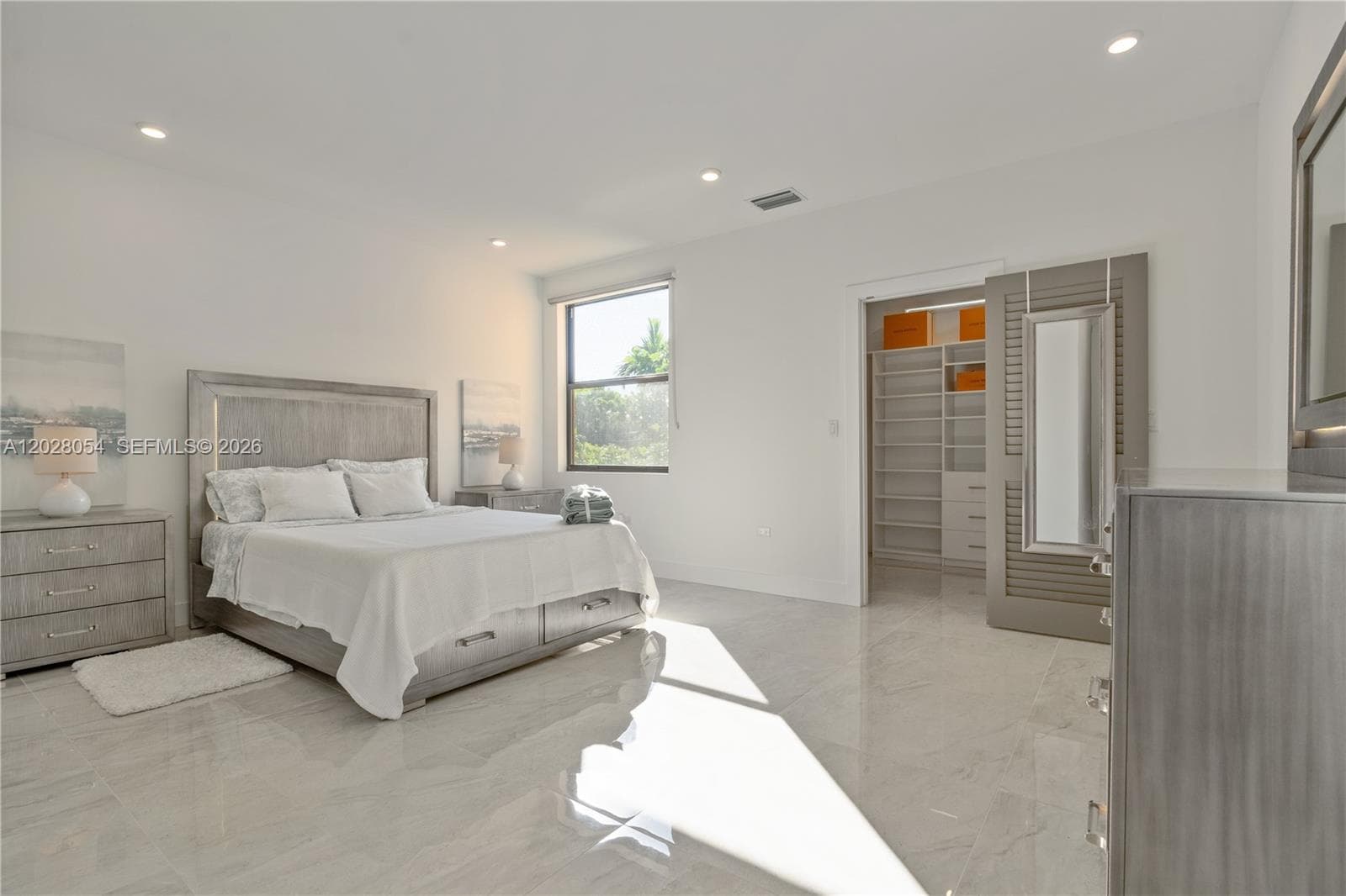 2887 SW 33rd Ave, Miami FL 33133 — 16