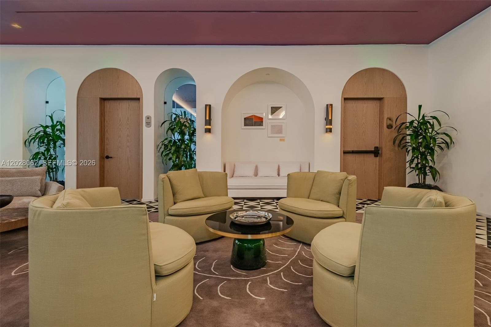 801 S Miami Ave # 4302, Miami FL 33130 — 37