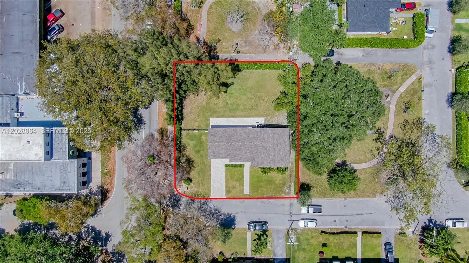 255 Grant Dr, Coral Gables FL 33133 — 2