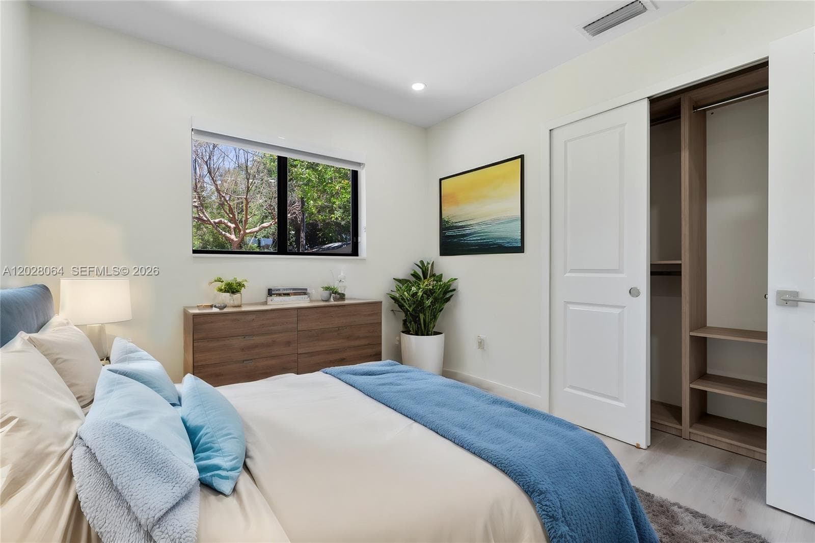 255 Grant Dr, Coral Gables FL 33133 — 17