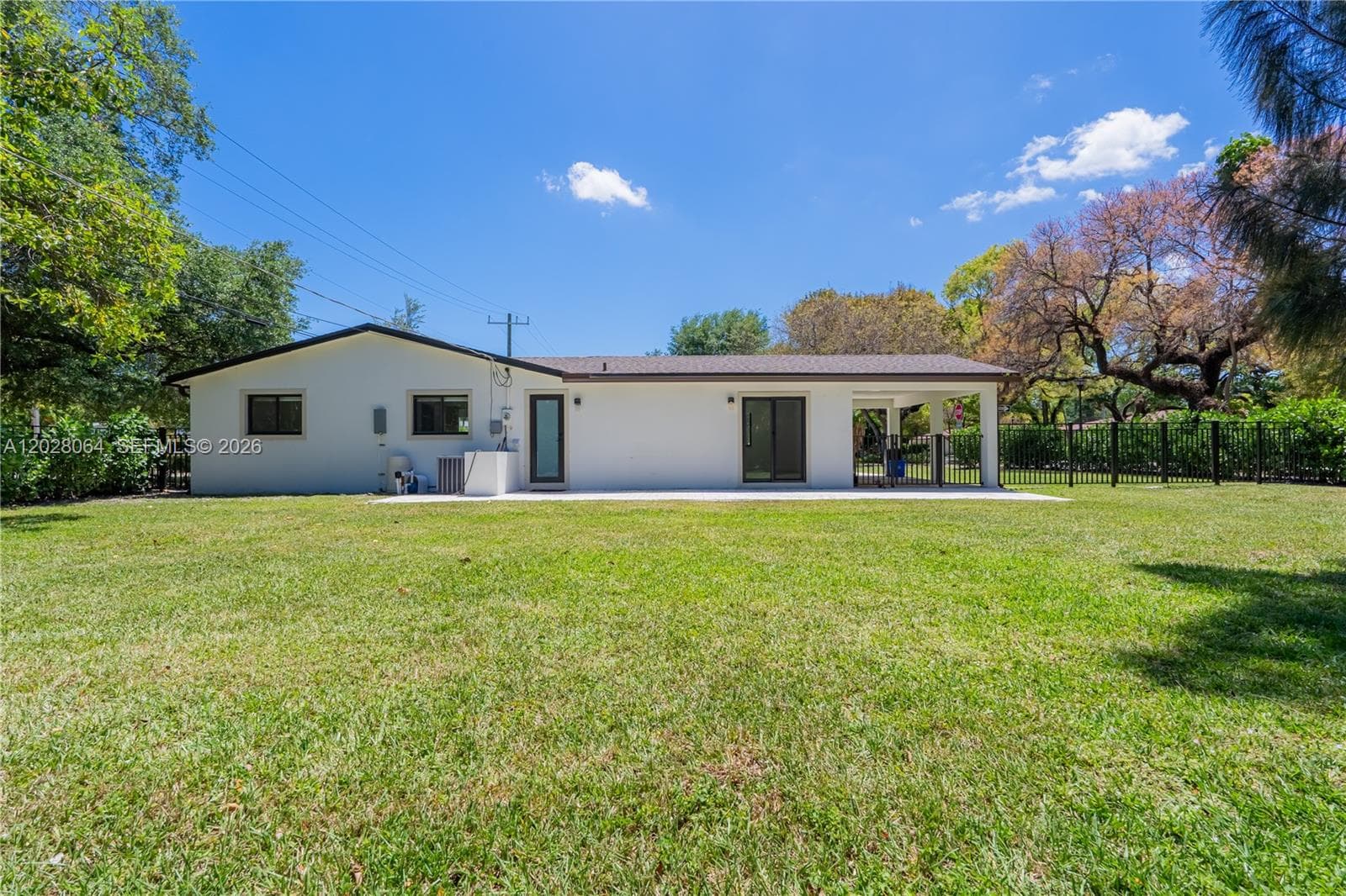255 Grant Dr, Coral Gables FL 33133 — 26