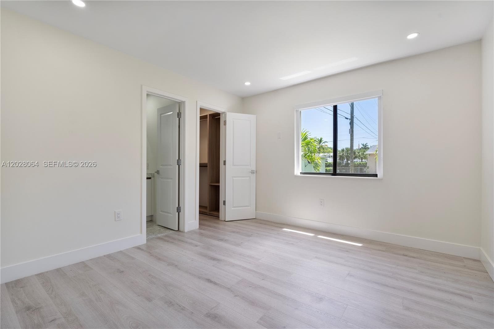 255 Grant Dr, Coral Gables FL 33133 — 19