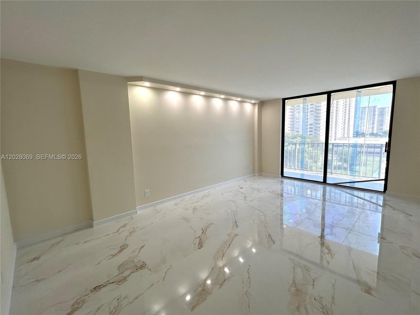 290 174th St # 619, Sunny Isles Beach FL 33160 — 16