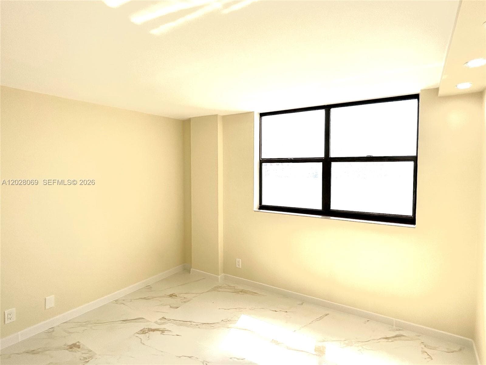 290 174th St # 619, Sunny Isles Beach FL 33160 — 29